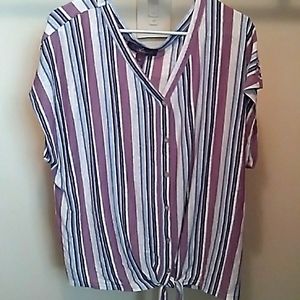 Short sleeved top size 2x